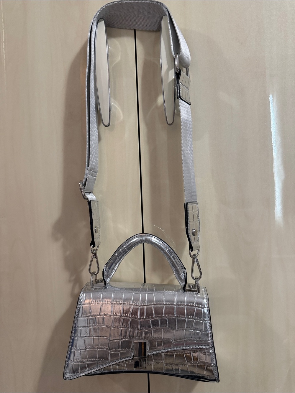 Aldo Silver Croc-Embossed Mini Top Handle Bag - Picture 3 of 4